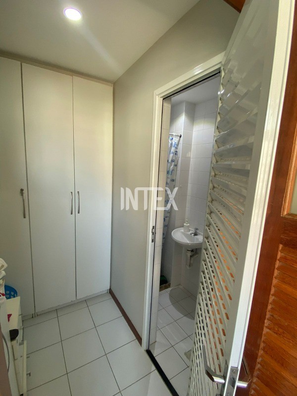 Apartamento à venda com 2 quartos, 80m² - Foto 9