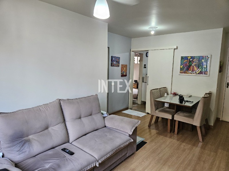 Apartamento à venda com 2 quartos, 70m² - Foto 4