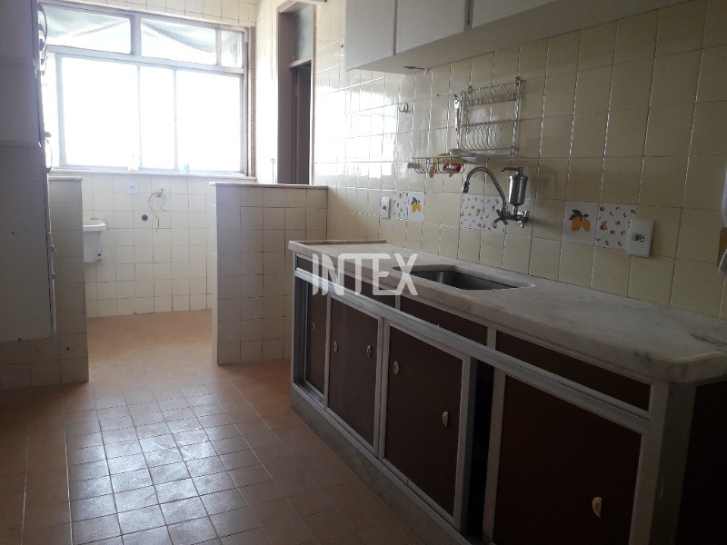 Apartamento à venda com 2 quartos, 73m² - Foto 13