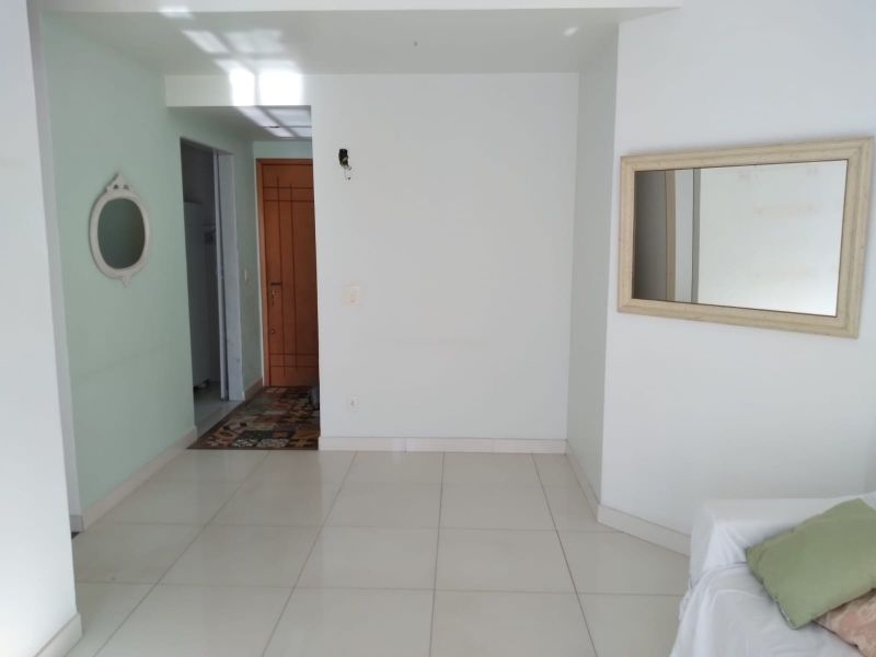 Apartamento à venda com 3 quartos, 110m² - Foto 7