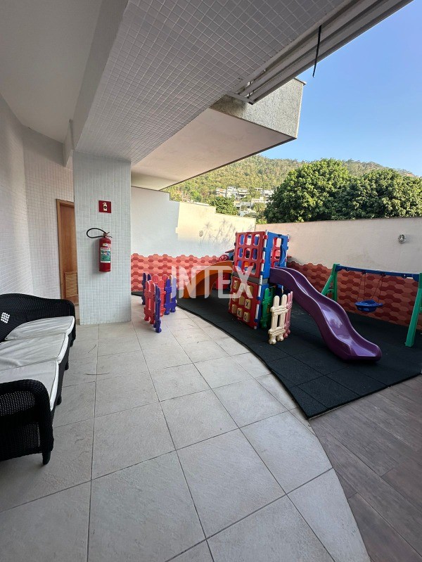 Apartamento à venda com 2 quartos, 85m² - Foto 12