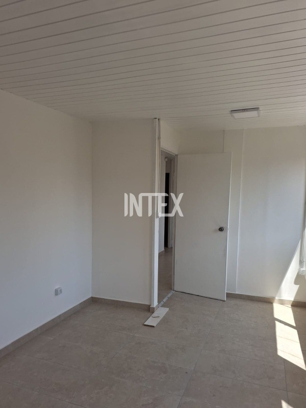 Apartamento à venda com 3 quartos, 86m² - Foto 12