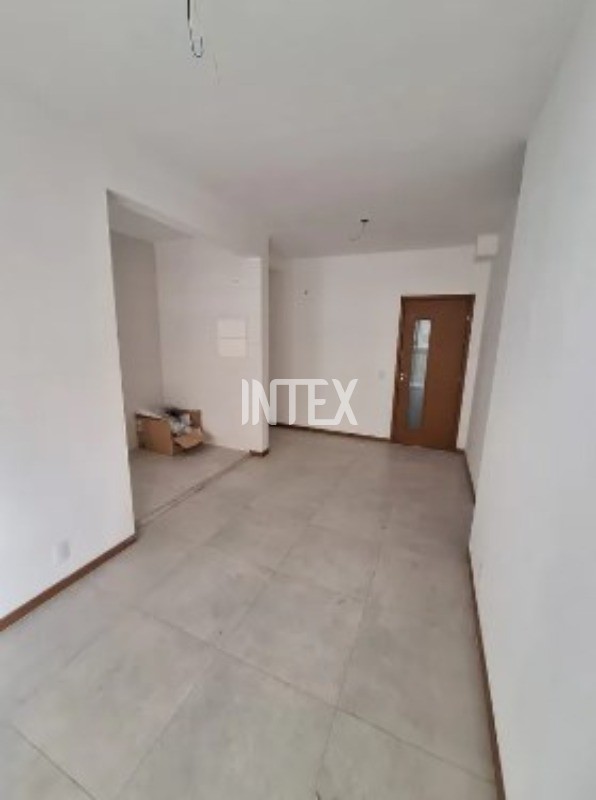 Apartamento à venda com 2 quartos, 63m² - Foto 3