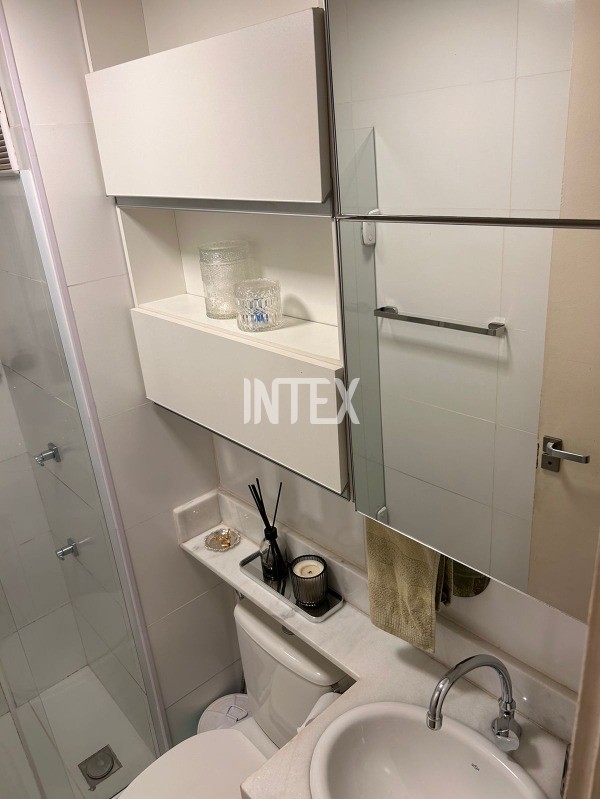 Apartamento à venda com 2 quartos, 76m² - Foto 11