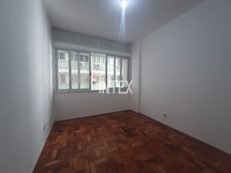 Apartamento para alugar com 2 quartos, 75m² - Foto 6