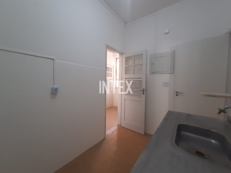 Apartamento para alugar com 2 quartos, 75m² - Foto 19