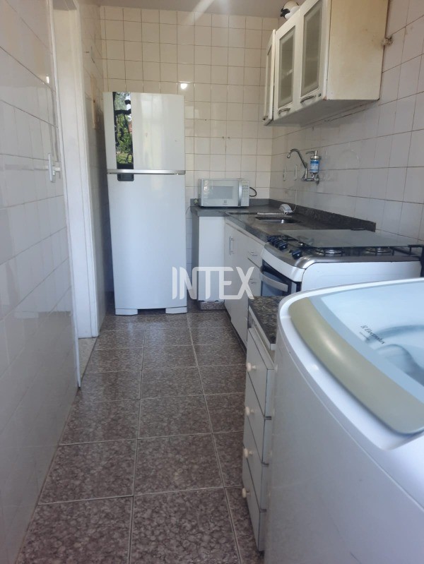 Apartamento à venda com 2 quartos, 66m² - Foto 12