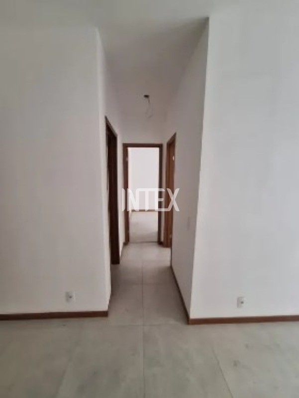 Apartamento à venda com 2 quartos, 63m² - Foto 4