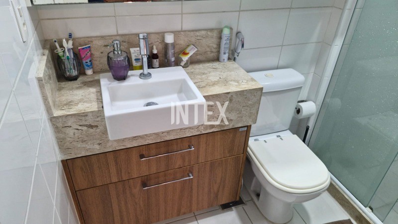 Apartamento à venda com 2 quartos, 60m² - Foto 11