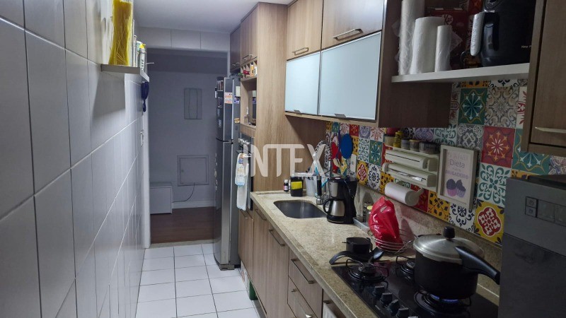 Apartamento à venda com 2 quartos, 60m² - Foto 16