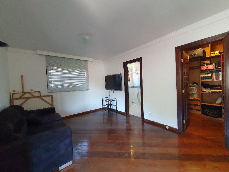 Casa à venda com 4 quartos, 600m² - Foto 38