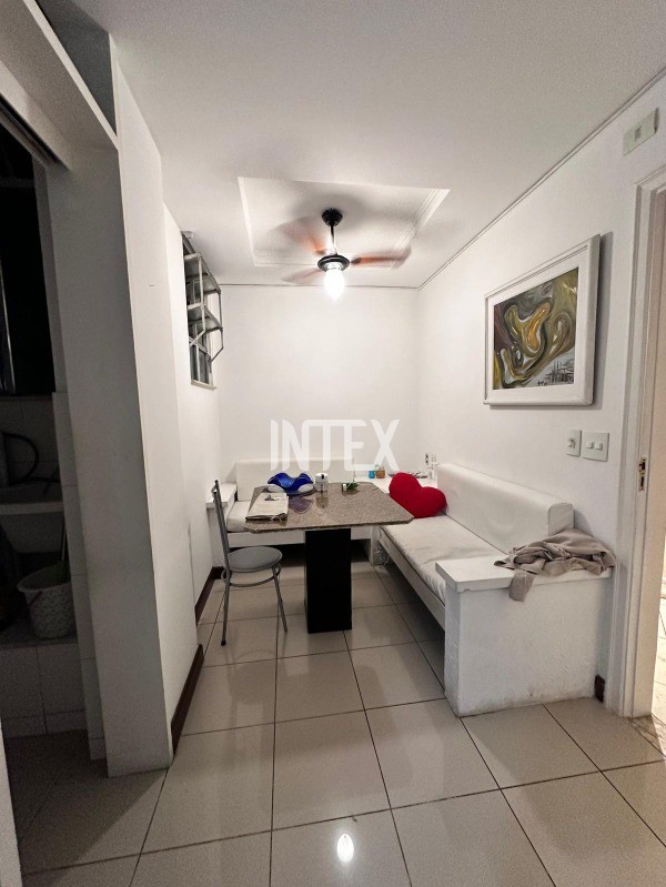 Apartamento à venda com 3 quartos, 134m² - Foto 12