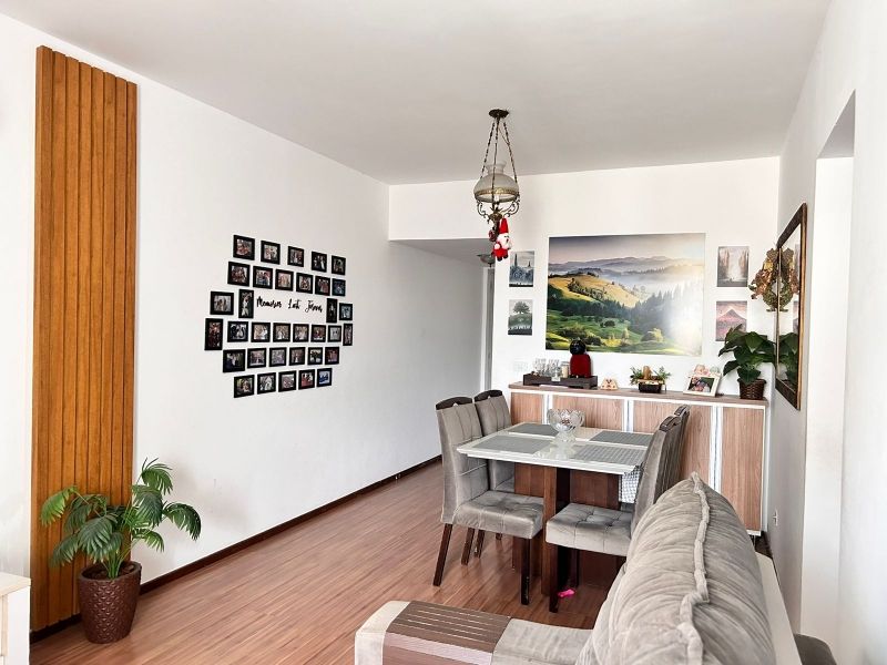 Apartamento à venda com 2 quartos, 90m² - Foto 1