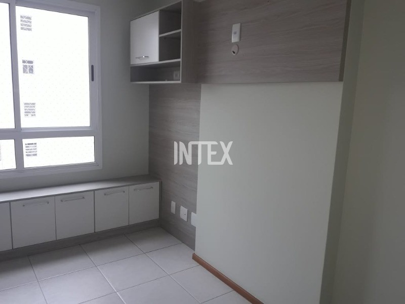 Apartamento à venda com 2 quartos, 75m² - Foto 6