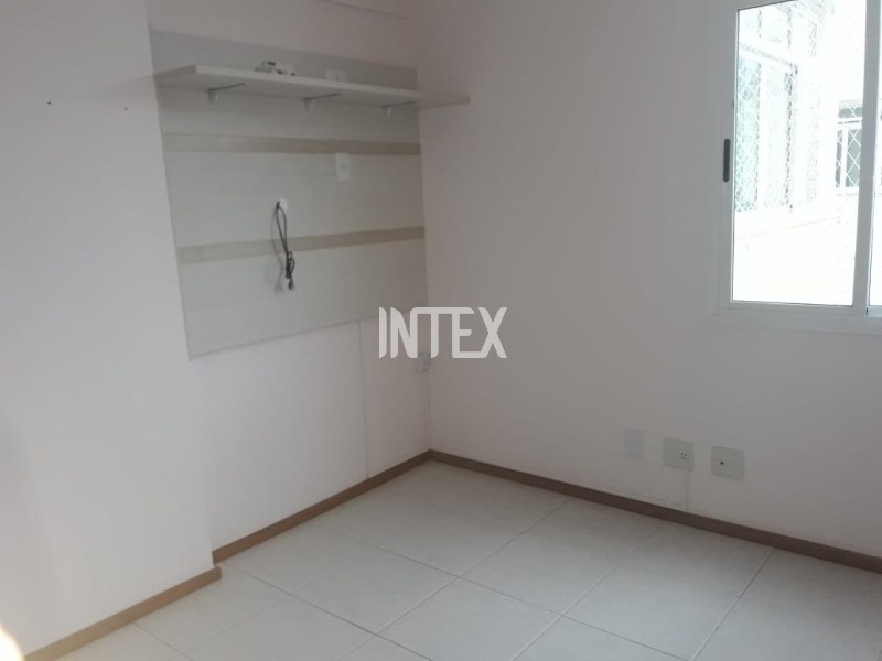 Apartamento à venda com 2 quartos, 75m² - Foto 8