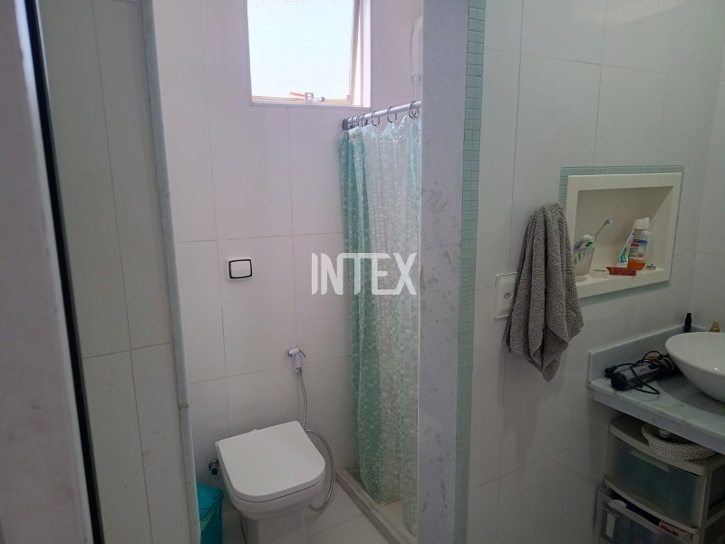 Apartamento à venda com 2 quartos, 76m² - Foto 20