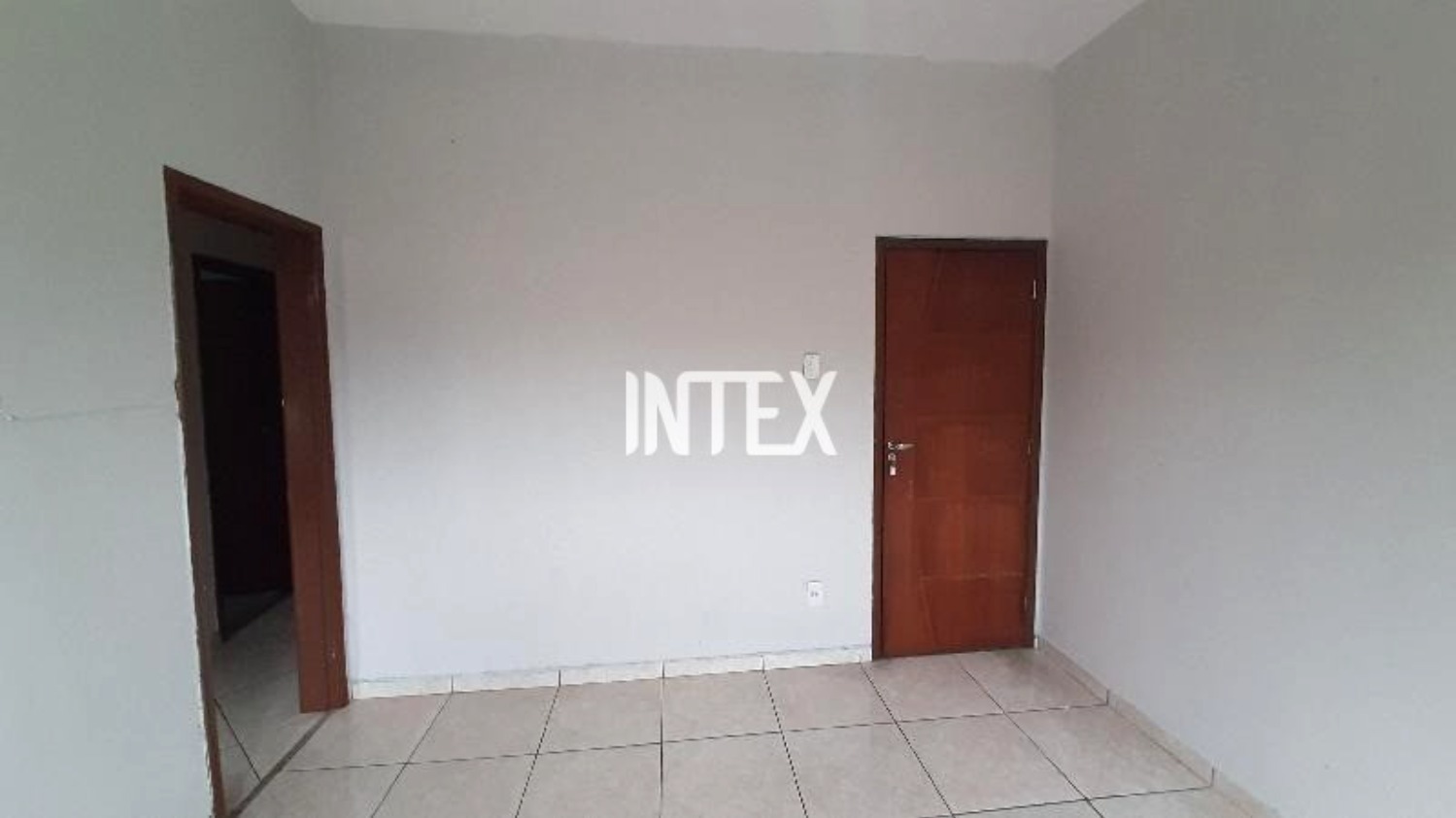 Apartamento à venda com 2 quartos, 75m² - Foto 4