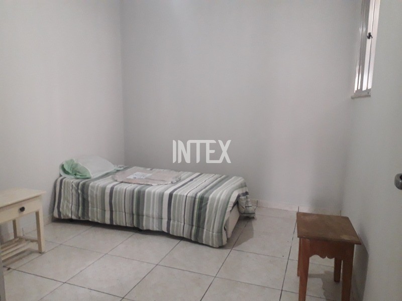 Apartamento à venda com 2 quartos, 75m² - Foto 11