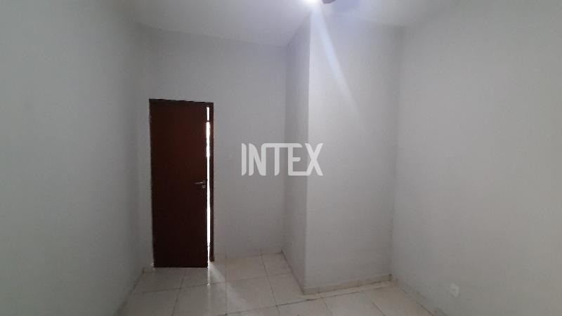 Apartamento à venda com 2 quartos, 75m² - Foto 13