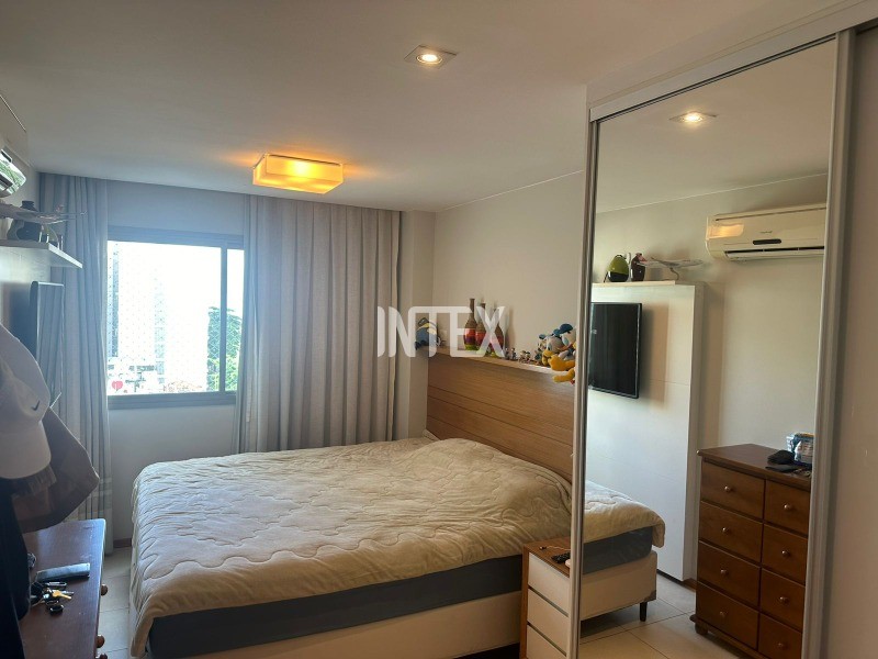 Apartamento à venda com 2 quartos, 85m² - Foto 11