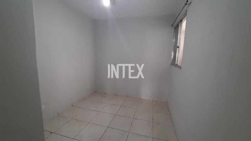 Apartamento à venda com 2 quartos, 75m² - Foto 12