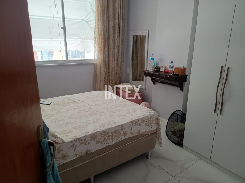 Apartamento à venda com 2 quartos, 76m² - Foto 12