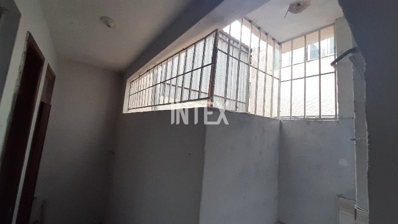 Apartamento à venda com 2 quartos, 75m² - Foto 28