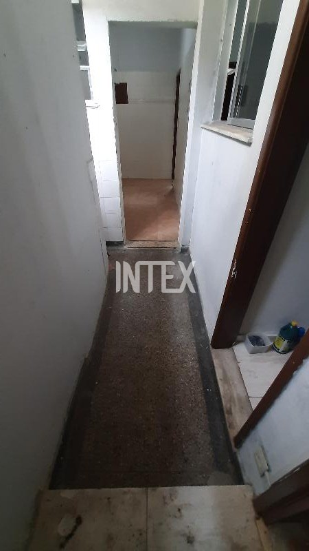 Apartamento à venda com 2 quartos, 75m² - Foto 27