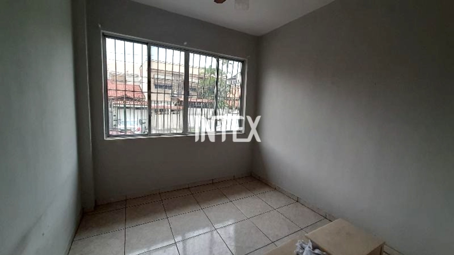 Apartamento à venda com 2 quartos, 75m² - Foto 7