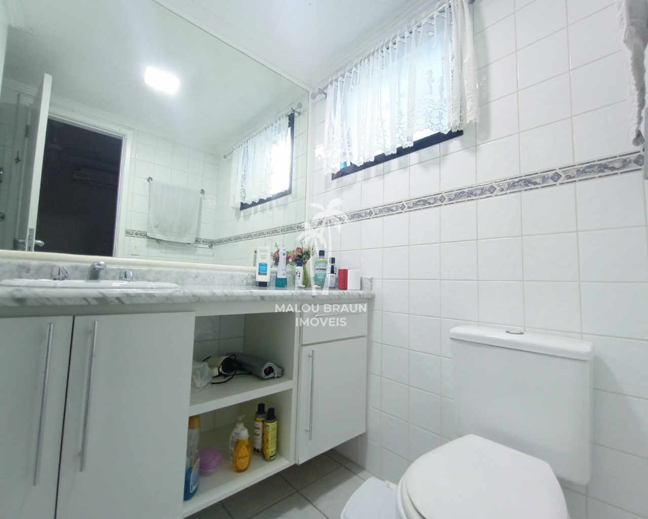 Apartamento para alugar com 3 quartos, 101m² - Foto 11