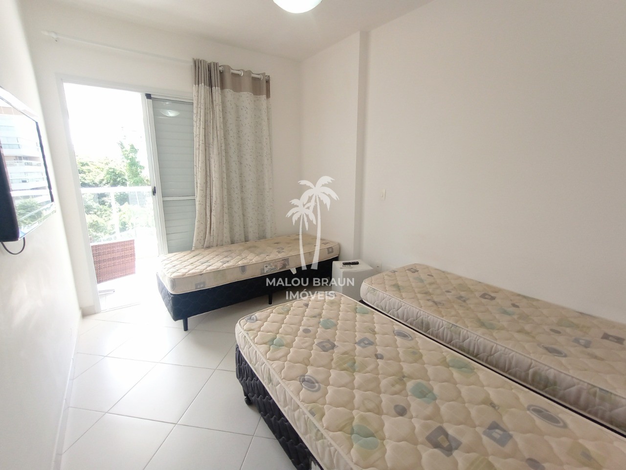 Apartamento para alugar com 3 quartos, 94m² - Foto 12