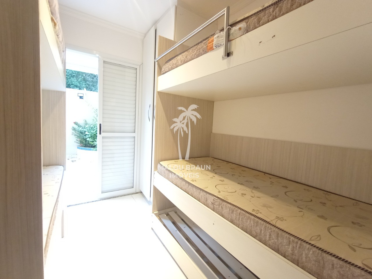 Apartamento à venda com 2 quartos, 80m² - Foto 12