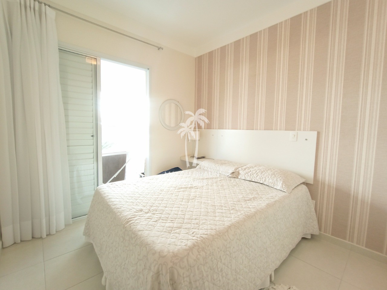 Apartamento à venda com 3 quartos, 95m² - Foto 9