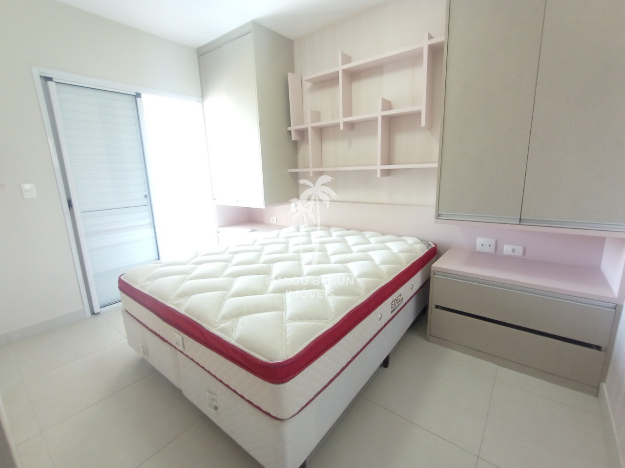 Apartamento para alugar com 3 quartos, 84m² - Foto 11