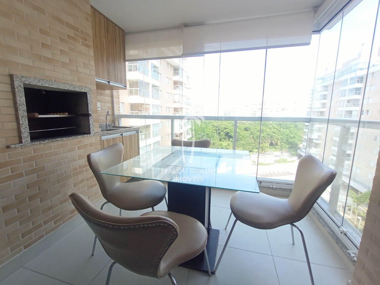 Apartamento para alugar com 3 quartos, 84m² - Foto 3