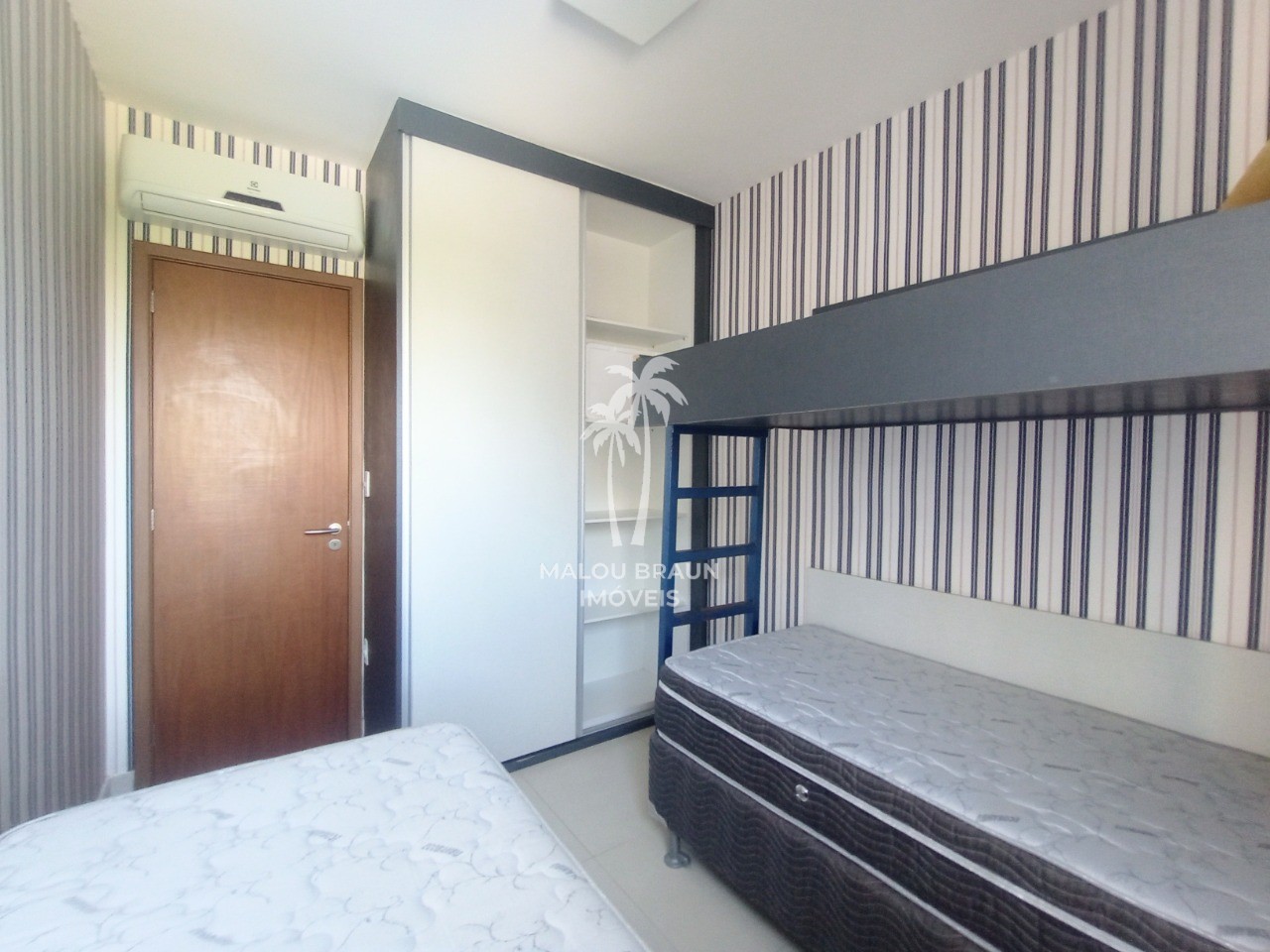 Apartamento para alugar com 3 quartos, 84m² - Foto 9