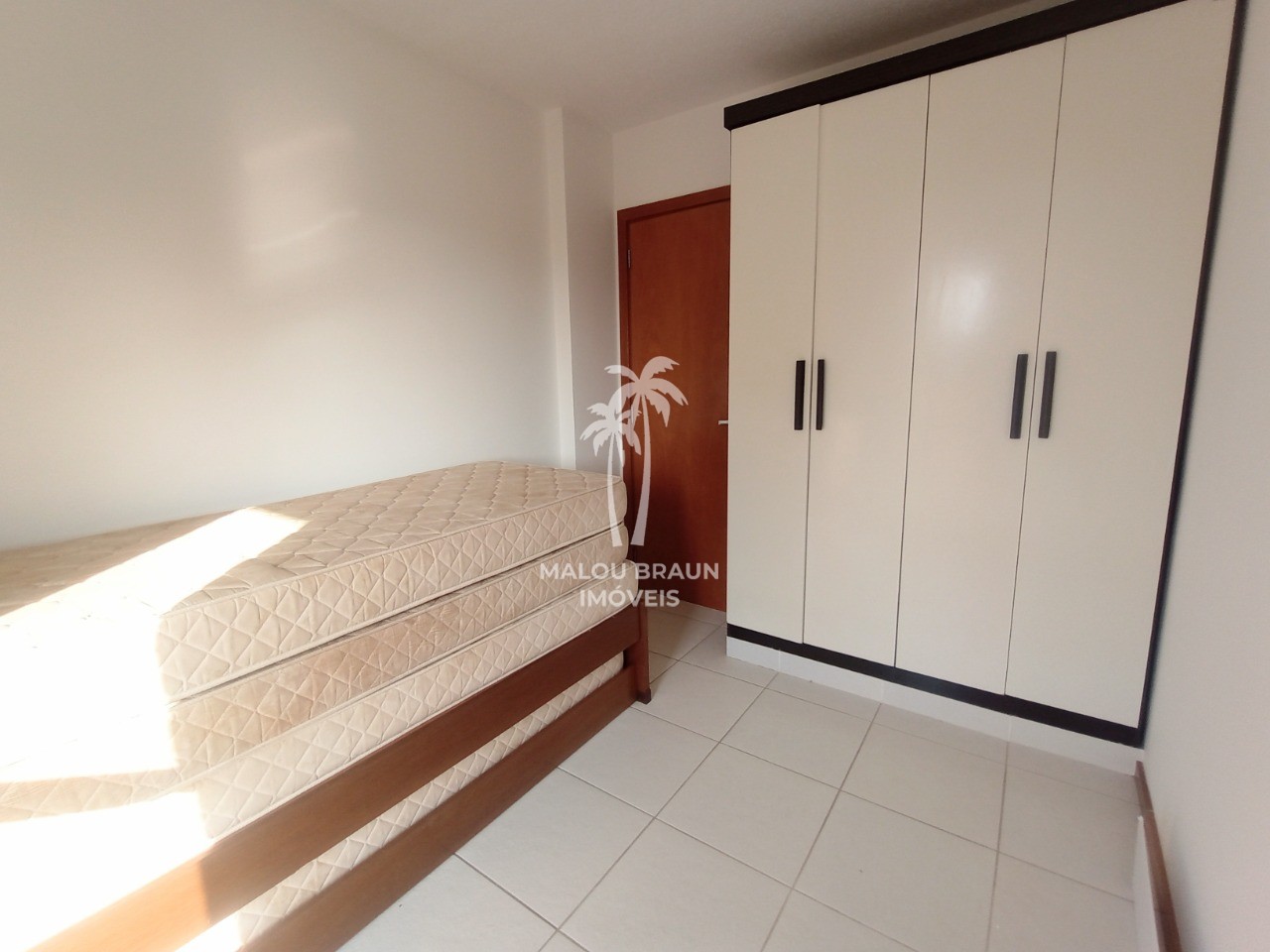 Apartamento à venda com 2 quartos, 62m² - Foto 7