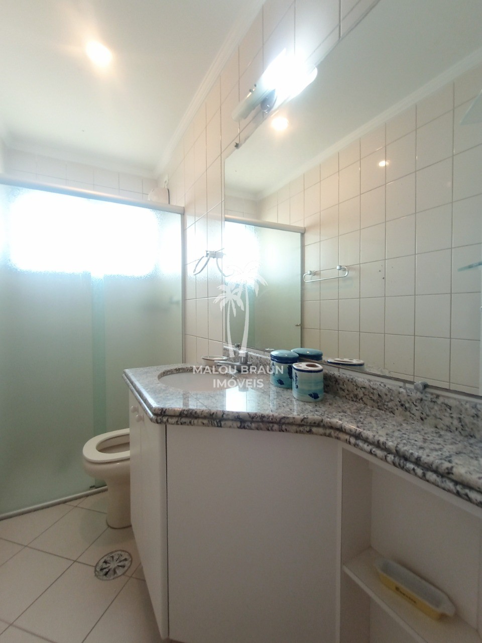 Apartamento para alugar com 3 quartos, 101m² - Foto 11