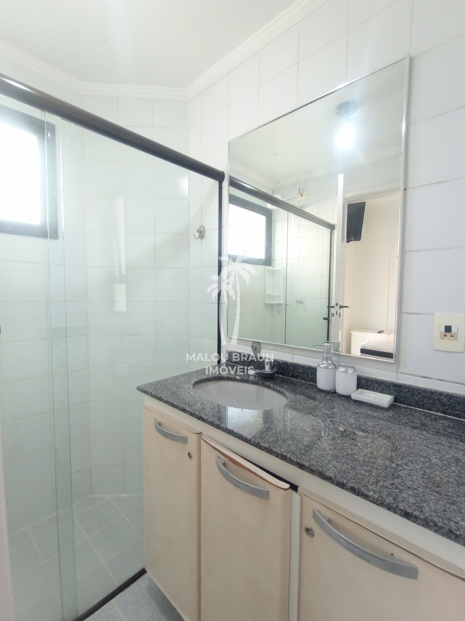 Apartamento para alugar com 3 quartos, 101m² - Foto 19