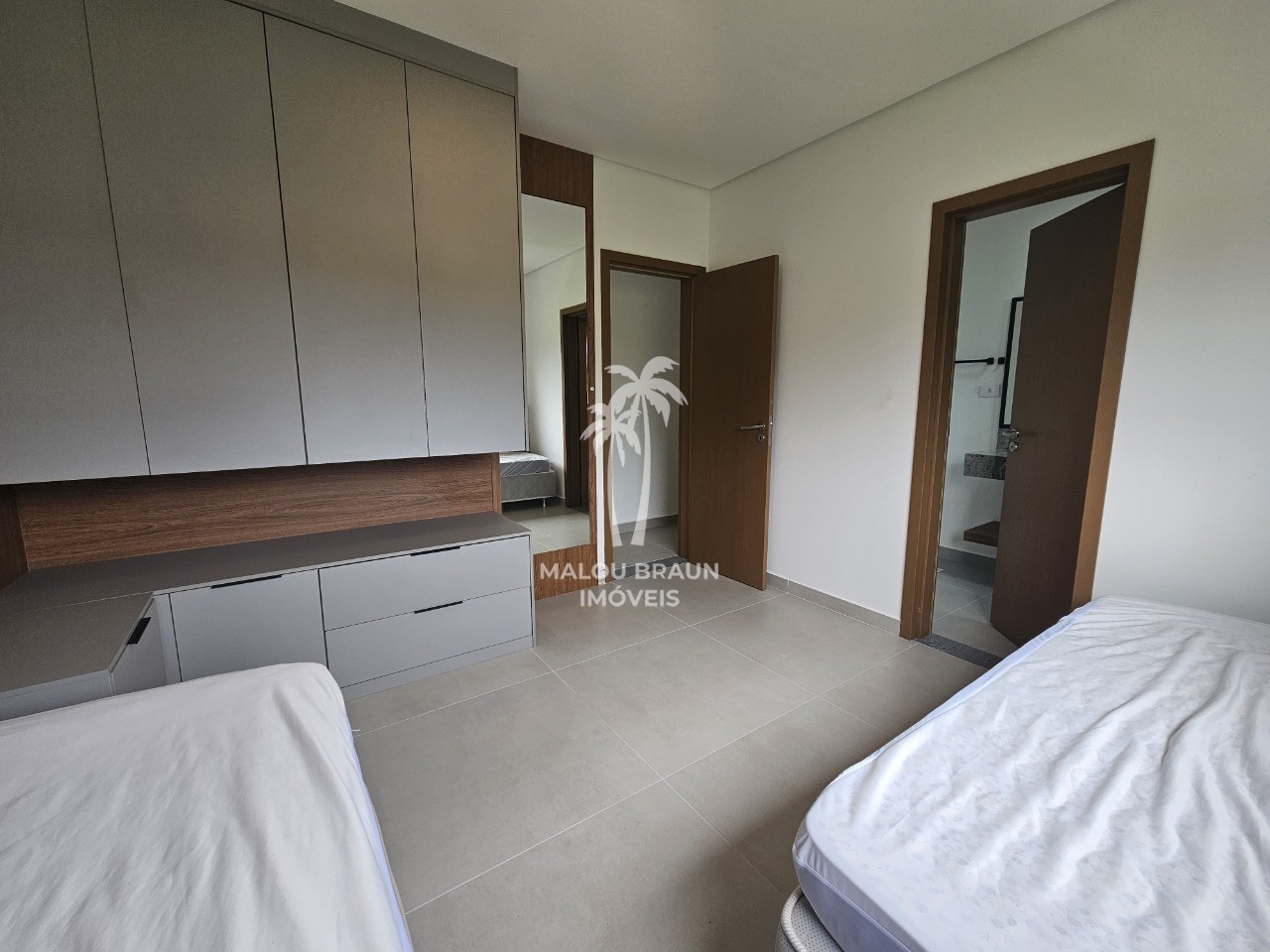 Casa, 4 quartos, 250 m² - Foto 13