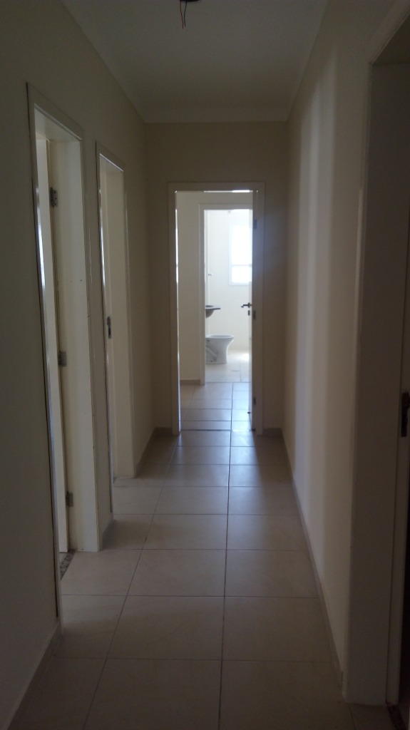 Apartamento para alugar com 2 quartos, 77m² - Foto 10