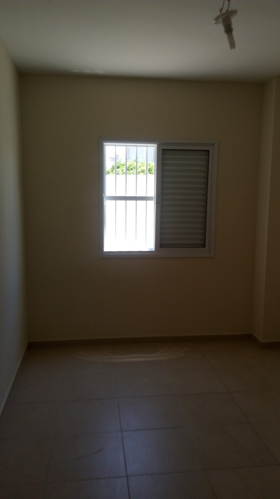 Apartamento para alugar com 2 quartos, 77m² - Foto 18