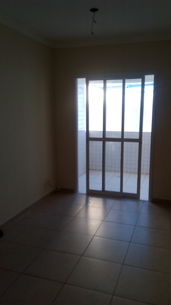 Apartamento para alugar com 2 quartos, 77m² - Foto 22