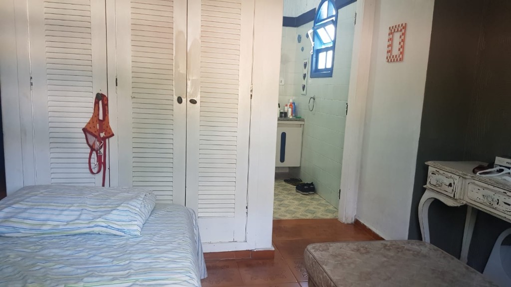 Casa à venda com 4 quartos, 240m² - Foto 17