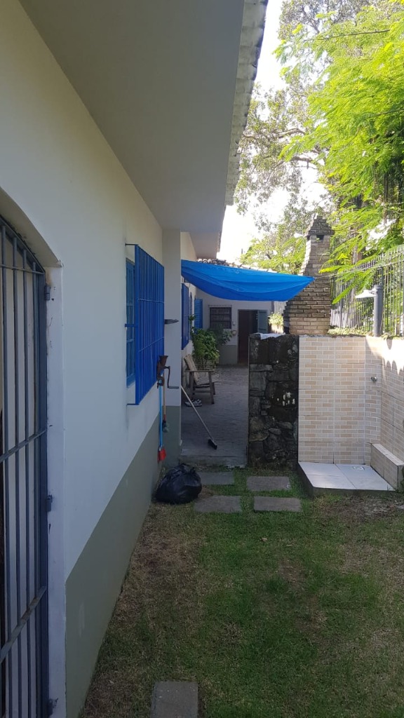 Casa à venda com 4 quartos, 240m² - Foto 27