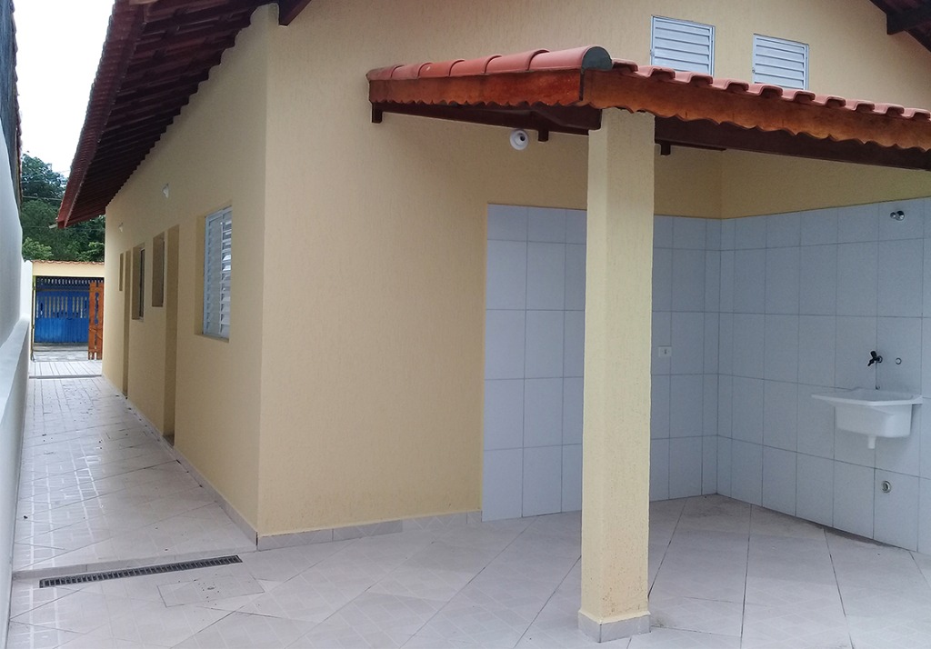 Casa à venda com 2 quartos, 50m² - Foto 2