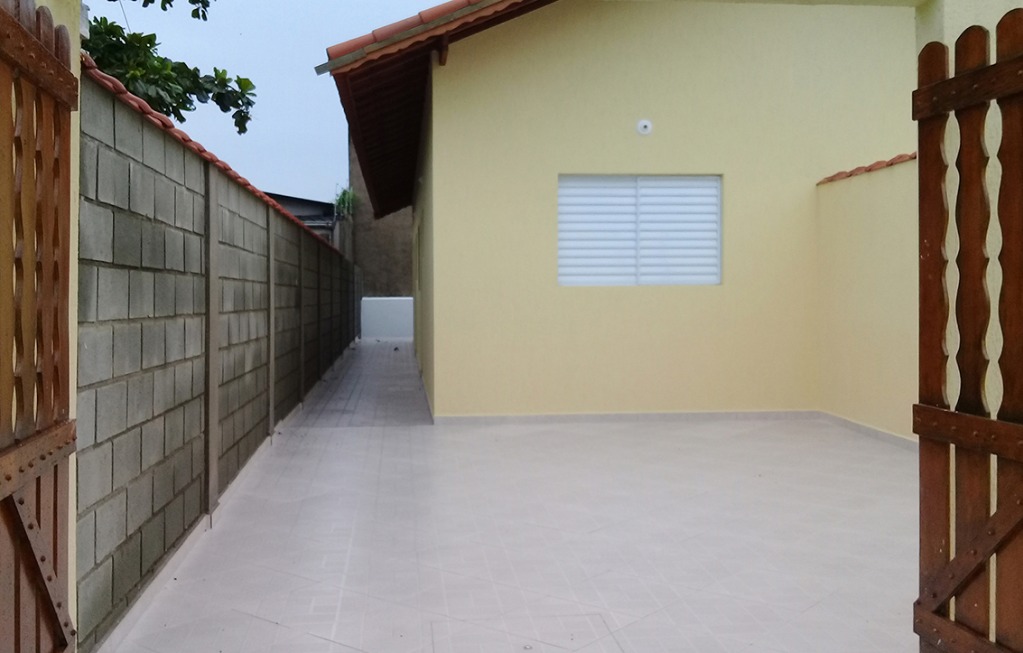 Casa à venda com 2 quartos, 50m² - Foto 7