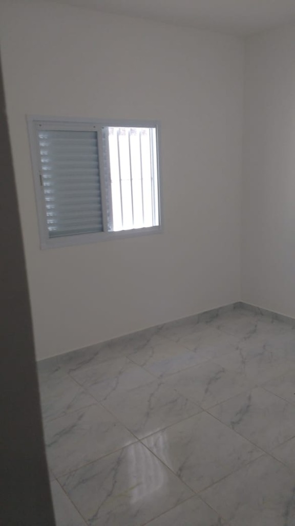 Casa à venda com 2 quartos, 70m² - Foto 17