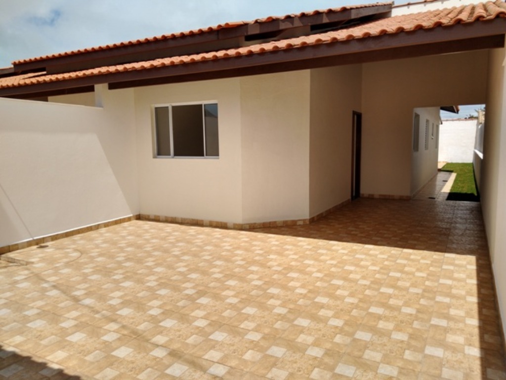 Casa à venda com 2 quartos, 73m² - Foto 1