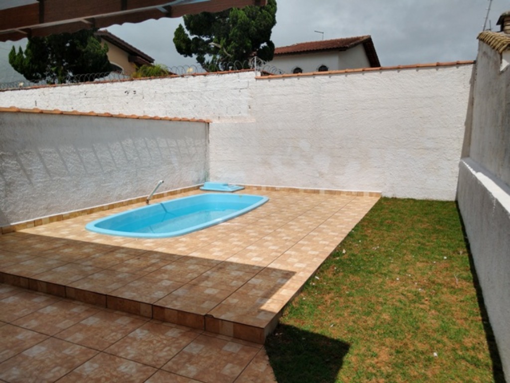 Casa à venda com 2 quartos, 73m² - Foto 12